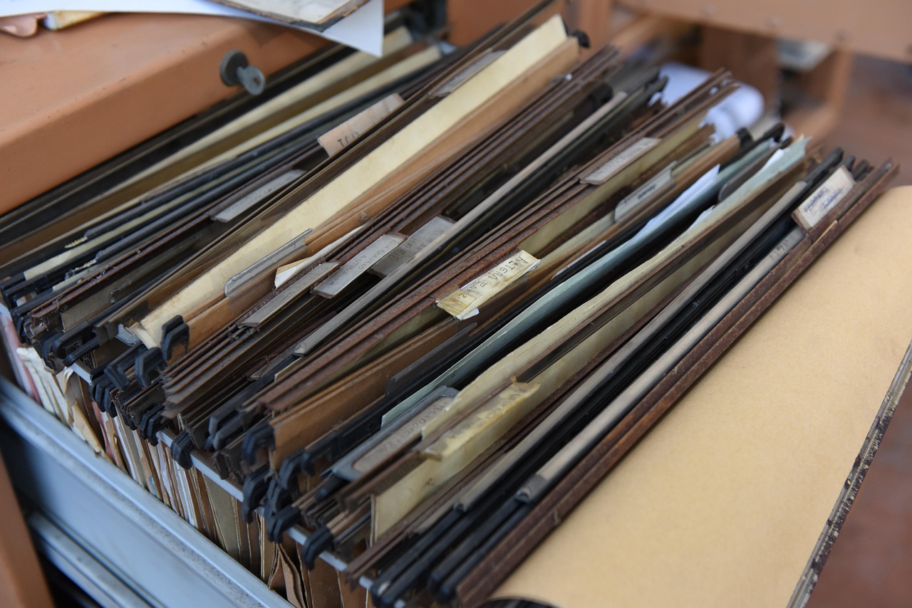 folders organiser documents archive desk